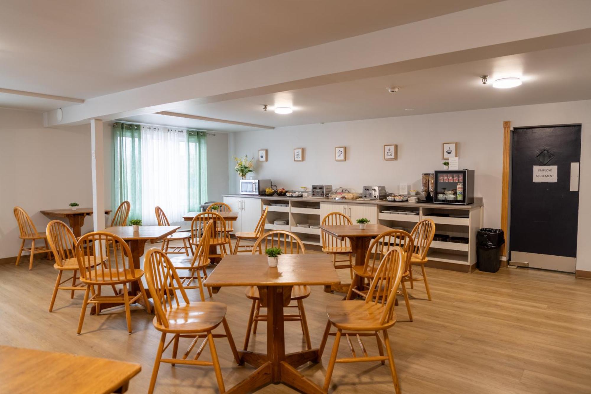 Hotel Les Mouettes Sept-Îles エクステリア 写真