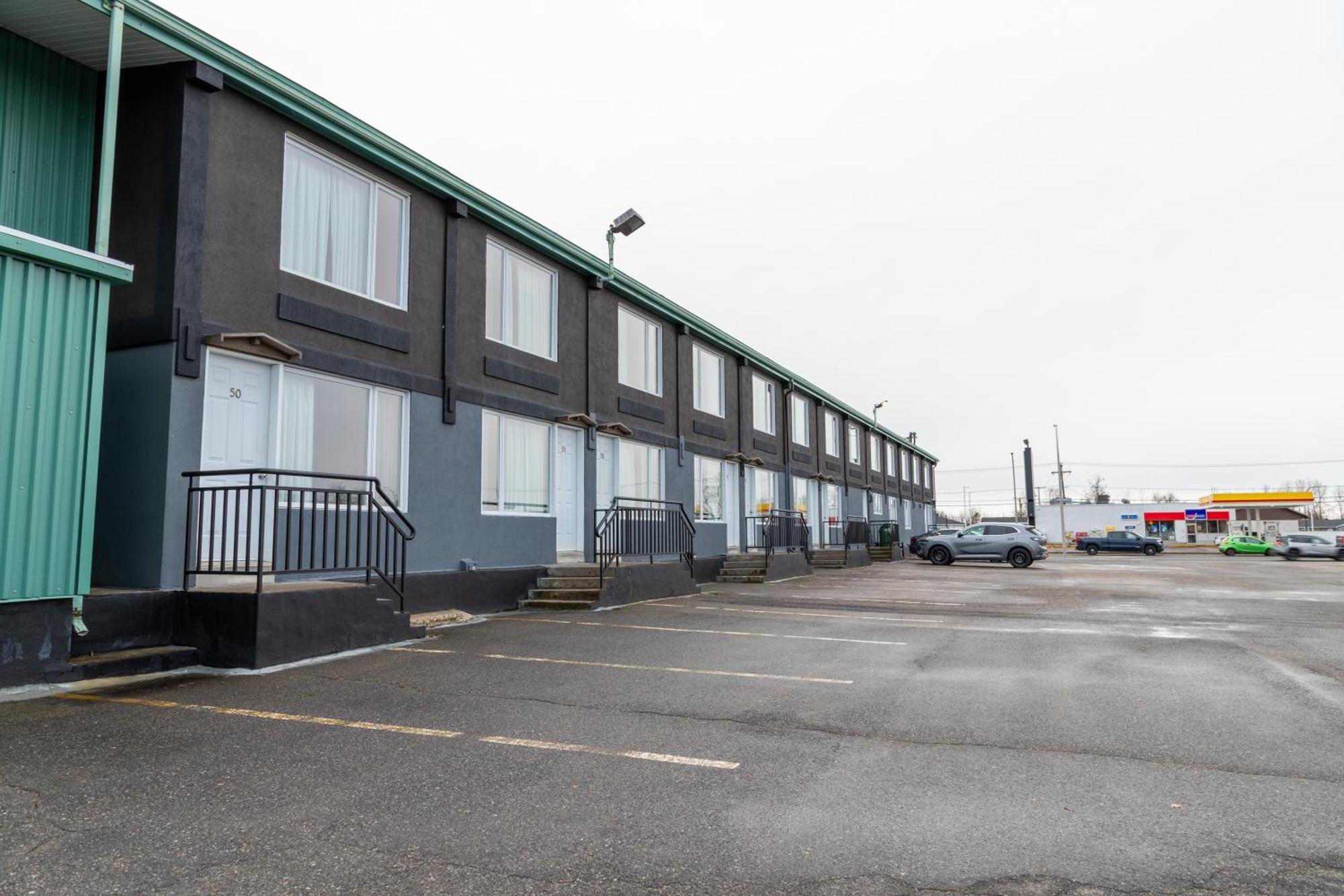 Hotel Les Mouettes Sept-Îles エクステリア 写真
