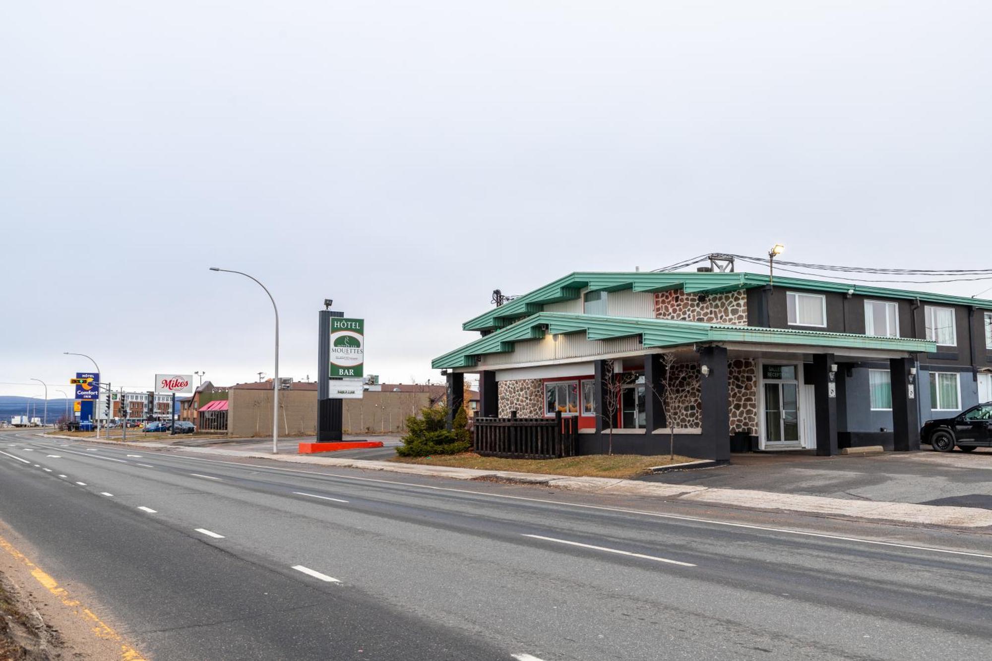 Hotel Les Mouettes Sept-Îles エクステリア 写真
