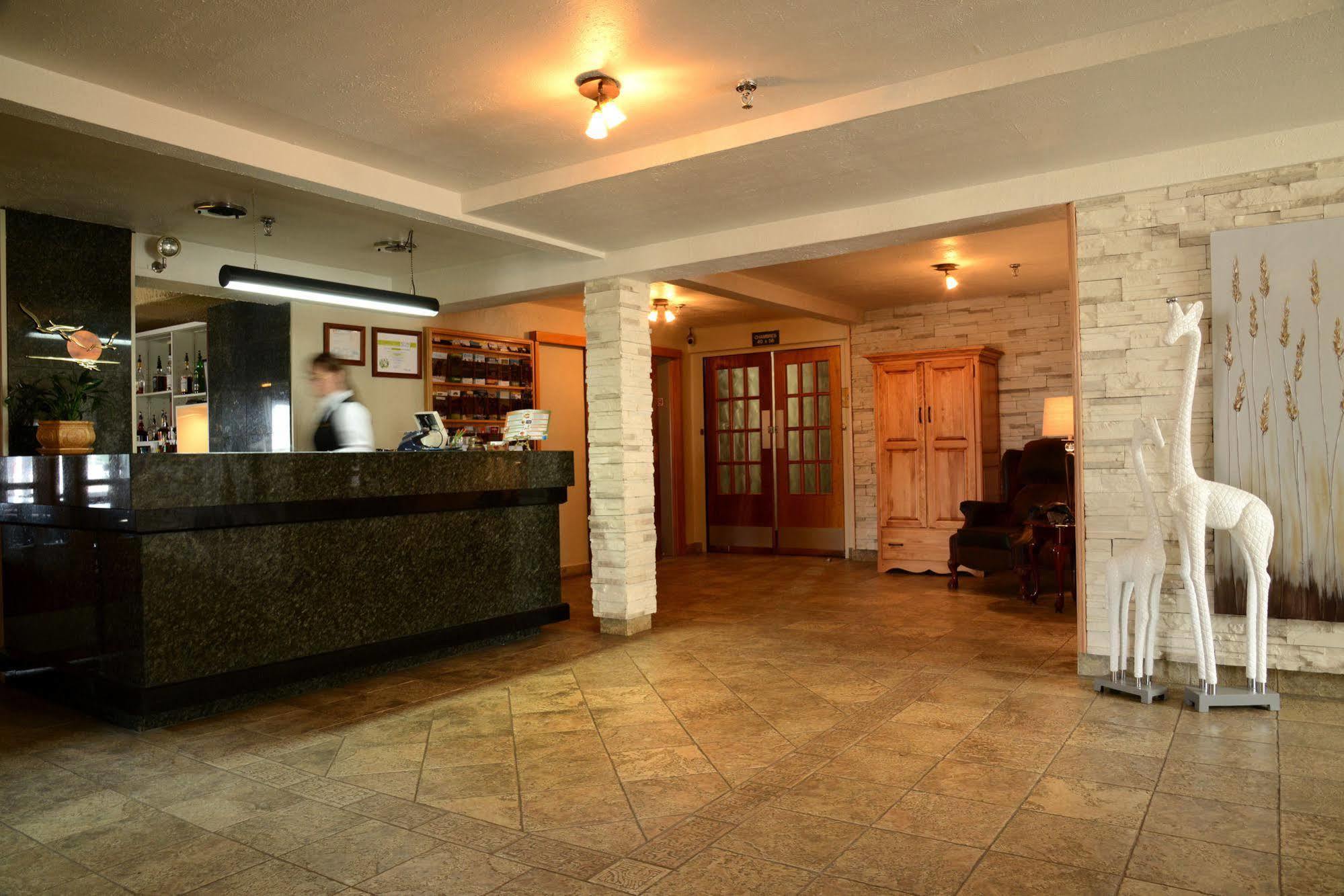 Hotel Les Mouettes Sept-Îles エクステリア 写真