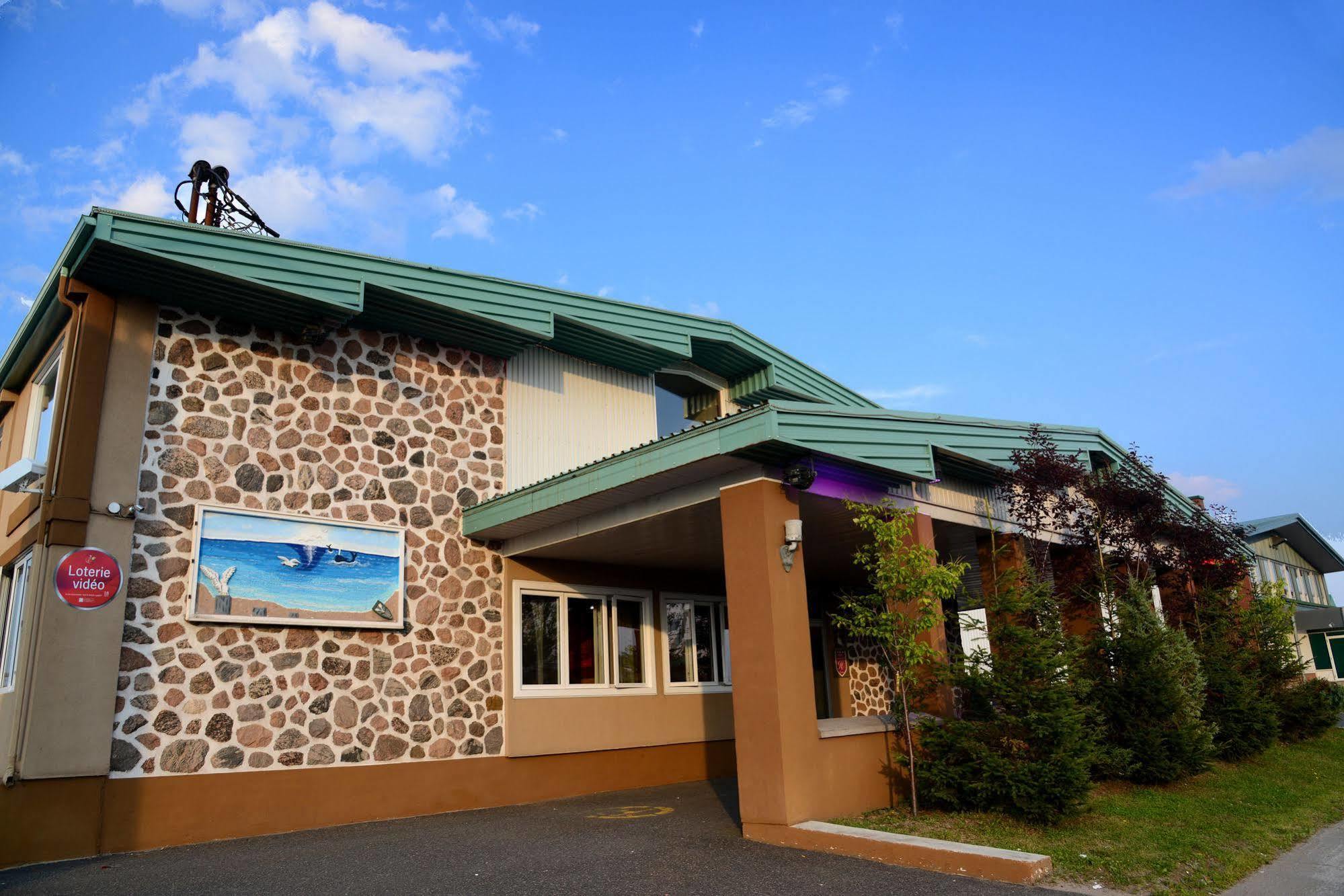 Hotel Les Mouettes Sept-Îles エクステリア 写真